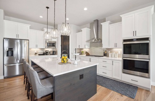Centerra House | Upscale Waterfront Estate w/ Mtn Sunset Views!