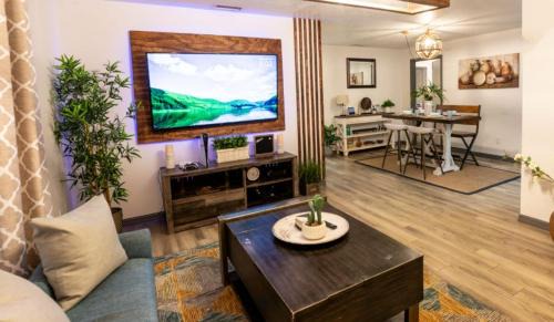 East Ybor House | Upscale Ybor House with Outdoor Living Space