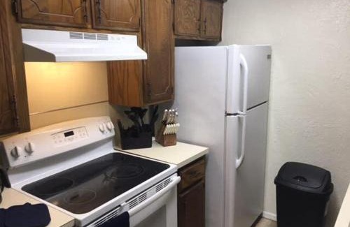 Lawton Apartment | Upstairs 1-Bedroom Apartment Near Fort Sill!