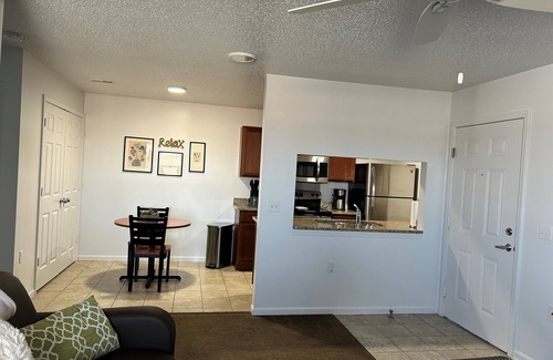 Mount Pleasant Apartment | Upstairs 2 bed 2 bath apartment