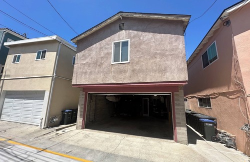 Corona del Mar House | Upstairs Beach Bungalow | Block to Beach