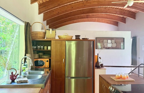 Mount Marion House | Upstate Nature Hideaway In Saugerties/Woodstock - River + Mountain Views