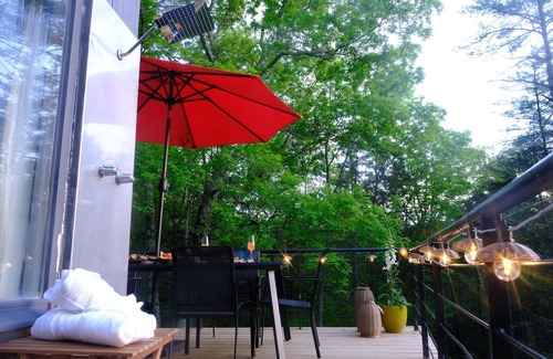 Mount Marion House | Upstate Nature Hideaway In Saugerties/Woodstock - River + Mountain Views