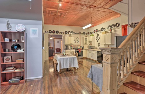 Oaks Corners Apartment | Upstate New York Studio Rental - Pet Friendly