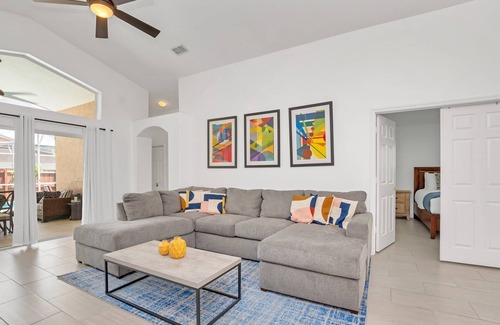Indian Point House | Upstay - Big Home w Pool-Games-BBQ - Near Disney!