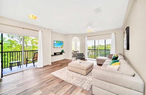 West Kissimmee House | Upstay - Pet-Friendly Suite w Hot Tub, Pool, Sauna