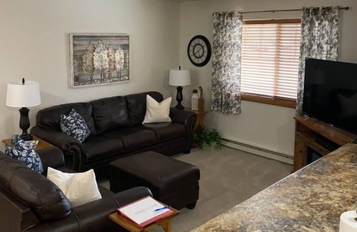 Butte Apartment | Uptown Butte Apartment