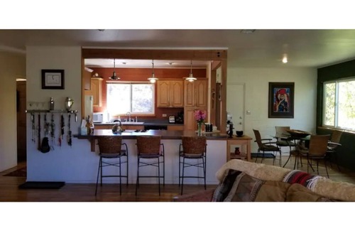 Uptown Sedona House | Uptown Desert Retreat with Hot Tub