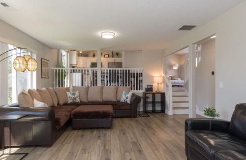 Coeur d'Alene House | 'Uptown Modern' in the beautiful Lake City awaits your arrival!