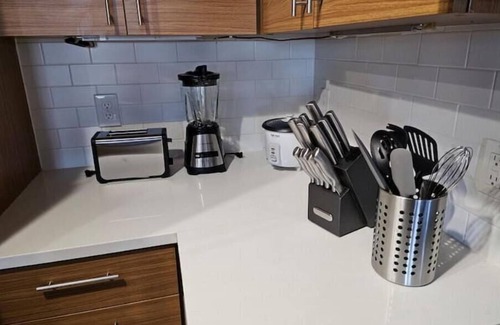 Fourth Ward Apartment | Uptown Stay and Adventures