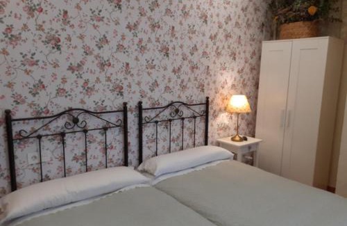 Oviedo City Centre Bed & Breakfast | Uría 25 rooms