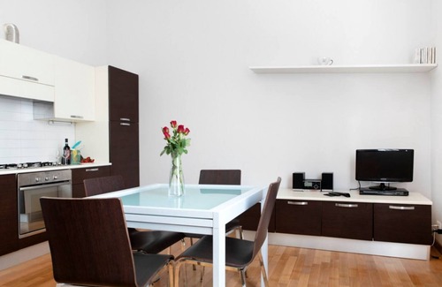 Historic Center Apartment | UR-NEST Marconi 5, Gorgeous and spacious one bedroom apartment