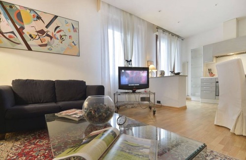 San Donato Apartment | UR-NEST Zago, Bright one bedroom apartment