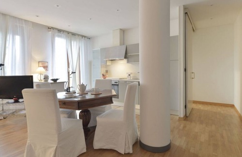 San Donato Apartment | UR-NEST Zago, Bright one bedroom apartment