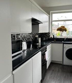 Failsworth Apartment | Ur Place 204