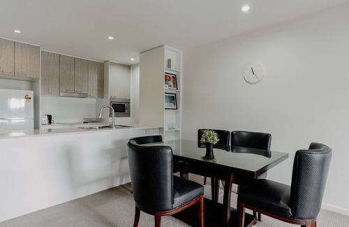 Braddon Apartment | Urban 1-Bed Apartment in the Heart of the City