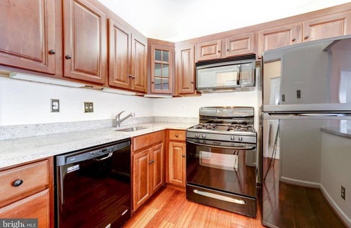 Friendship Village Condo | Urban, 1 Bedroom Unit in Downtown Chevy Chase MD, for minimum 6 months rent term