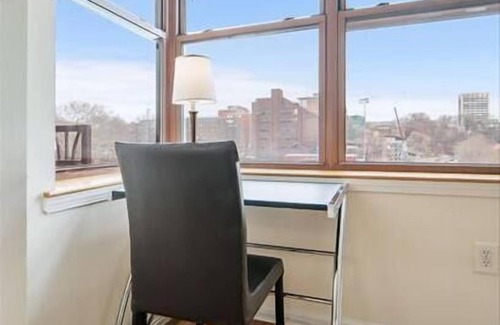 Hoboken Apartment | Urban 1BR | Work Remote | Desk + WiFi | Hoboken near PATH