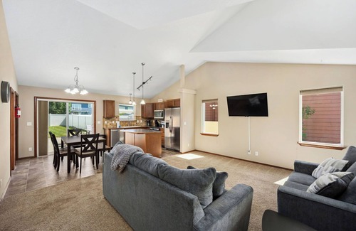 Coeur d'Alene House | Urban Bliss |Cozy 3-Bedroom Vacation Rental in Coeur d'Alene