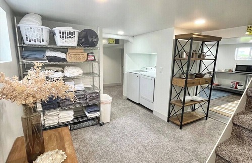 Pocatello House | Urban Bungalow-near park, ISU, hospital, & freeway