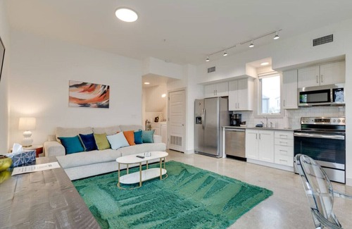 South Nashville Condo | Urban-Chic Condo: 1.4mi to New SC Stadium! Sleeps