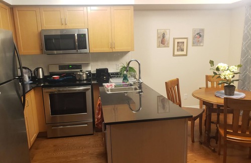 King West Village Condo | Urban-Chic Townhouse in Liberty Village