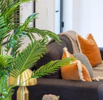 Christchurch City Centre Apartment | Urban Comfort on Durham St, Walk Everywhere!