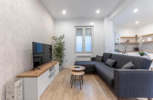 Zabala Apartment | Urban & Cozy in Bilbao