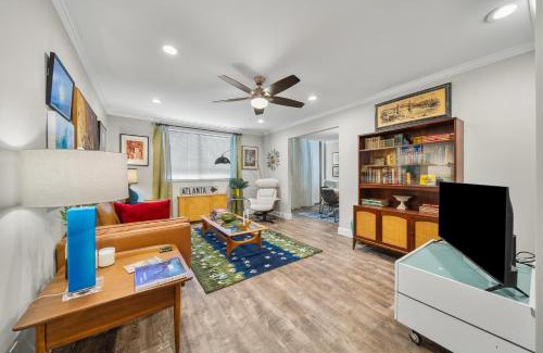Downtown Atlanta Apartment | Urban-eclectic Downtown Condo W Parking, Sleeps 4