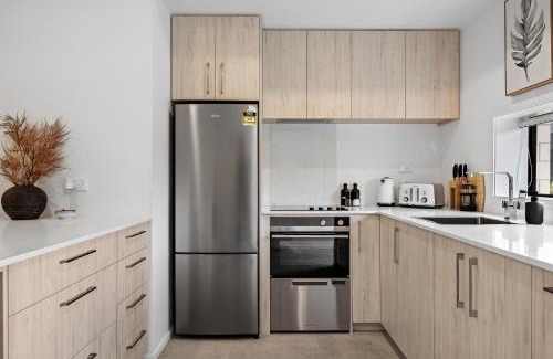 Christchurch City Centre Apartment | Urban Elegance Retreat