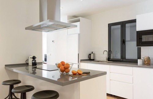 El Putget i Farro Apartment | Urban Chill Apartments By Olala Homes