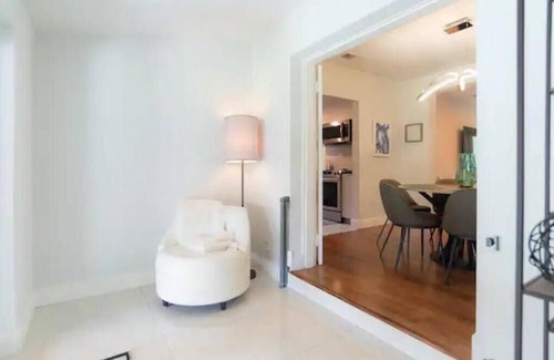 Coral Way House | Urban Escape Haven
