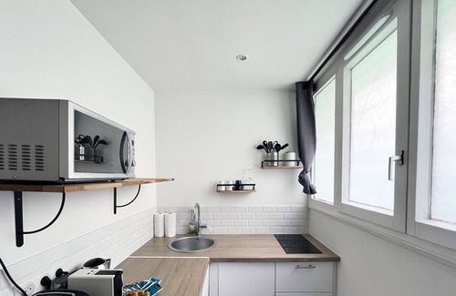 Amerique Apartment | Urban Flat 183 - Charming Studio in Paris