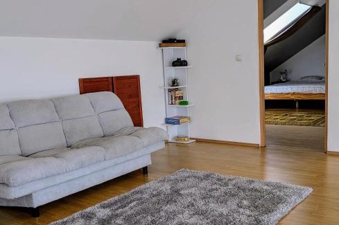 Cluj-Napoca Apartment | Urban Haven - Families & Groups - Free Parking