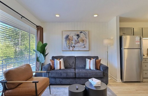 Forest Park Apartment | Urban Hideaway Near Downtown Hotspots