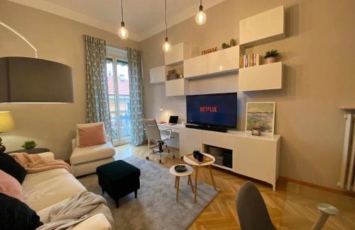 Cit Turin Apartment | Urban Jungle apt - Self Check-in, Metro, Train