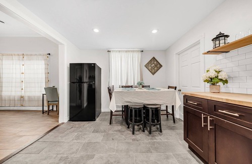 Buffalo House | Urban Nest 118 - Sleeps 6