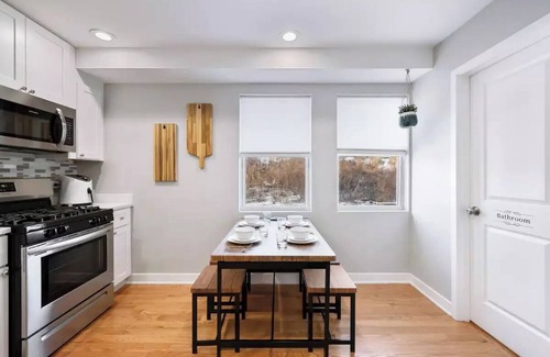Lower West Side House | Urban Oasis in Heart of Chicagon