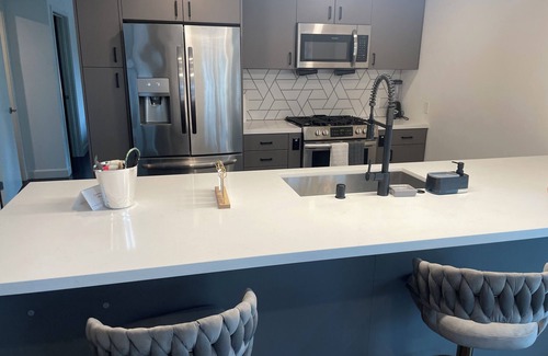 Willmore Apartment | Urban Oasis Luxury Getaway Downtown Long Beach - 2 bed 2 bath