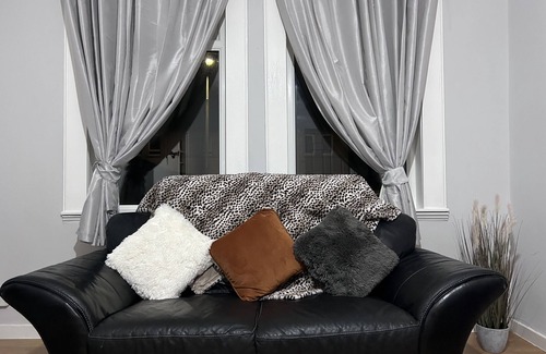 Ellemford House | Urban Oasis:The Perfect stay in the city.