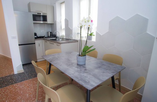 Quartiere XIII Aurelio Apartment | Urban Oasis. The Vatican Roof Garden