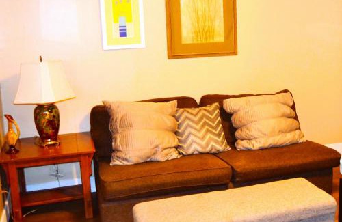 Grand Forks Apartment | Urban Oasis