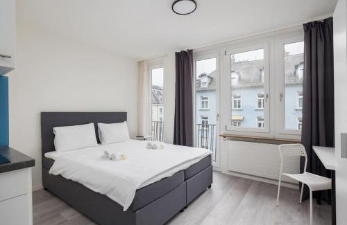 Sihlfeld Apartment | Urban Oasis with Queen Bed and View BE-24