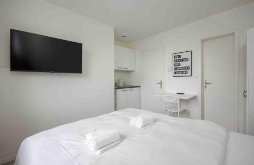 Sihlfeld Apartment | Urban Oasis with Queen Bed and View BE-42