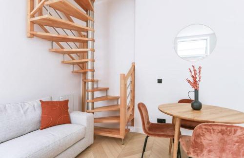 8th Arrondissement Apartment | Urban Retreat Brand-New Duplex 2-Bedroom