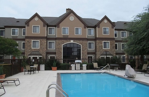 Vance Jackson Apartment | Urban Retreat in the Medical District! 2 Units Near San Antonio Int'l Airport!