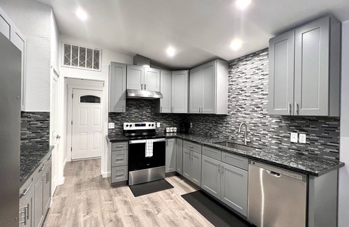North Bend House | Urban Retreat W/ Designated Work Space