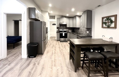 North Bend House | Urban Retreat W/ Designated Work Space
