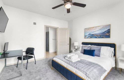 Five Points South Apartment | Urban Stylish 1BR 52 Way to unwind and relax