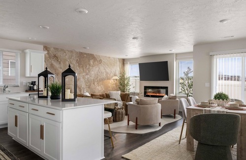 South Richland House | Urban Zen - 4 Bedroom Home - Kennewick